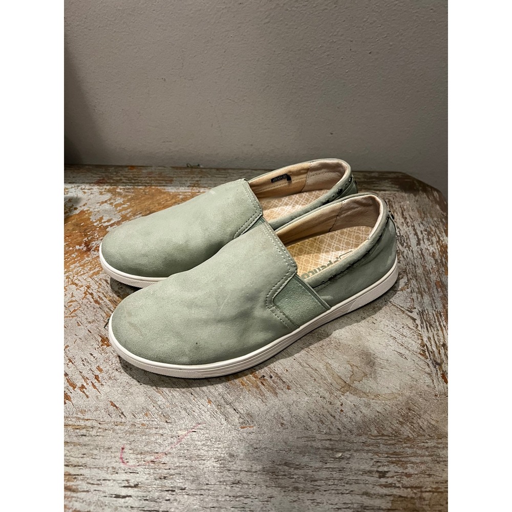 Spenco Womens Sage Green Suede Orthotic Slip On Sneakers Studded Heel Size 8.5 D